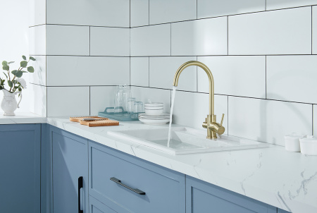 смеситель для кухни paulmark essen es213211-br, бронза