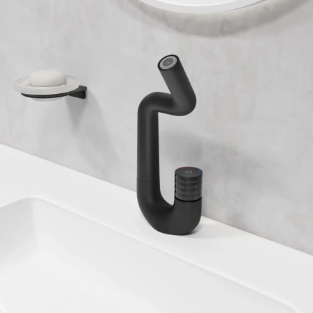 смеситель для раковины iddis twist twiblbti01 матовый черный