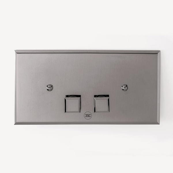 Кнопка для инсталляции 3SC SQUARE pLAQUE SQL00SL для бачков Geberit UP320/720 цвет хром Кнопка для инсталляции 3SC SQUARE pLAQUE SQL00SL для бачков Geberit UP320/720 цвет хром