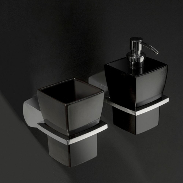 Дозатор для мыла Bertocci Grace 142 7728 5800 керамический,напольный/подвесной, черный/золото