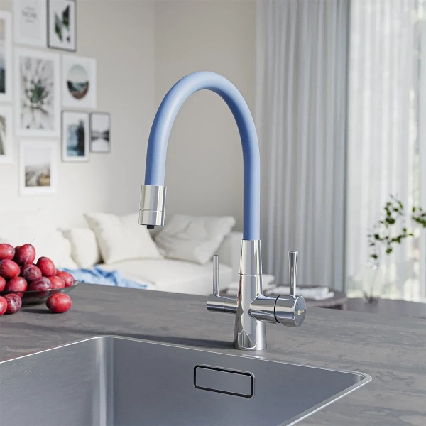 смеситель для кухни lemark comfort lm3075c-skyblue с подключением к фильтру, гибким изливом, хром/голубой