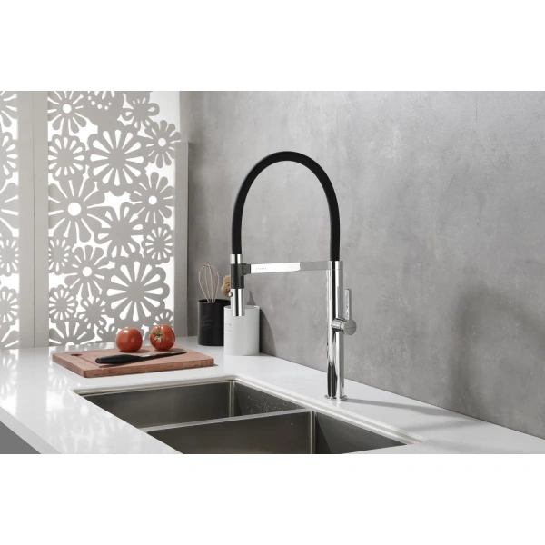 смеситель для кухни paulmark leader le214101-cr хром/ черный