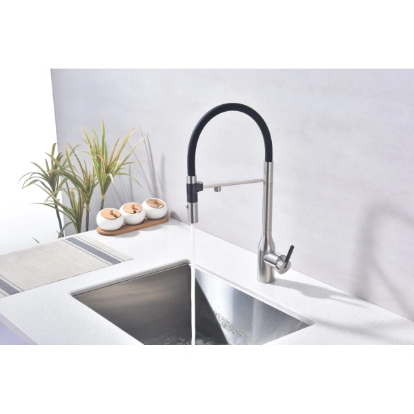 смеситель для кухни paulmark magneto one ma213188-bs, с гибким изливом, цвет брашированная сталь, излив черный смеситель для кухни paulmark magneto one ma213188-bs, с гибким изливом, цвет брашированная сталь, излив черный